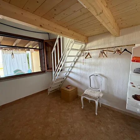 Feriehus Casa Diana Tertenìa